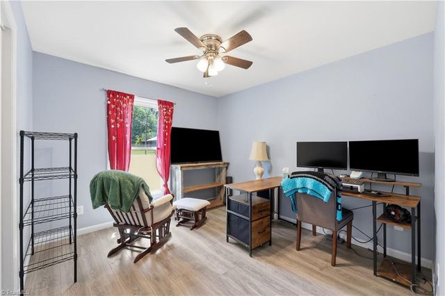 4810 Hemphill Drive, Winston-salem, NC 27105