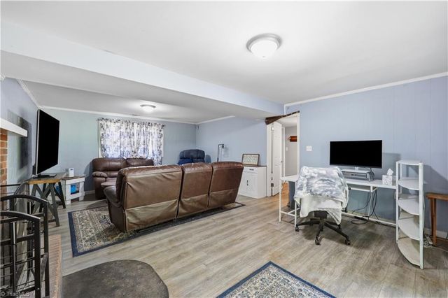4810 Hemphill Drive, Winston-salem, NC 27105