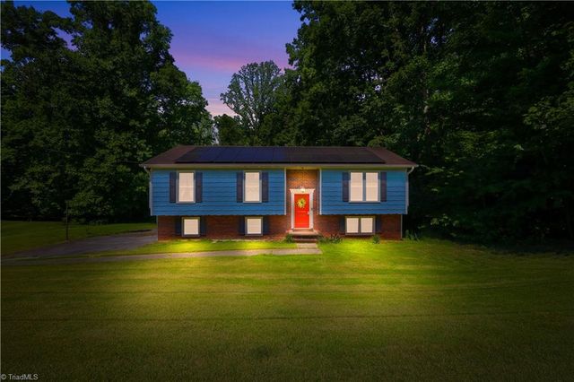 4810 Hemphill Drive, Winston-salem, NC 27105