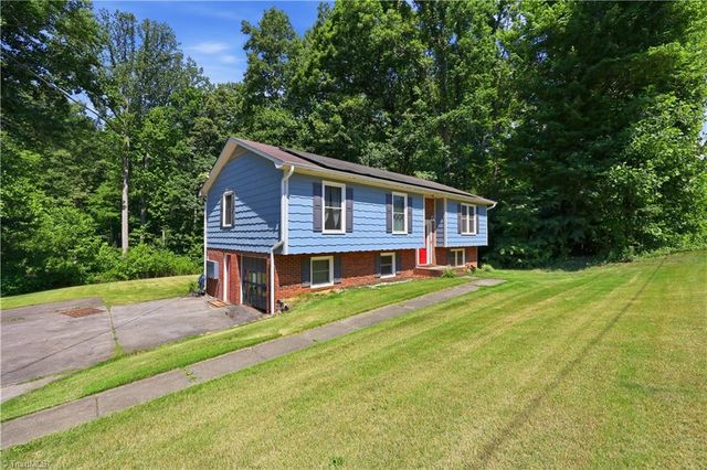 4810 Hemphill Drive, Winston-salem, NC 27105
