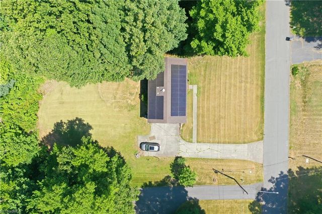 4810 Hemphill Drive, Winston-salem, NC 27105