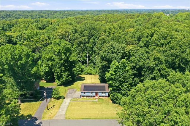 4810 Hemphill Drive, Winston-salem, NC 27105