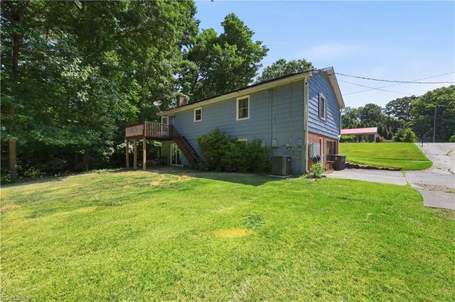 4810 Hemphill Drive, Winston-salem, NC 27105