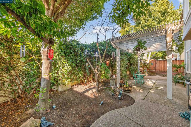 5764 Idlewood St, Dublin, CA 94568