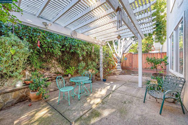 5764 Idlewood St, Dublin, CA 94568