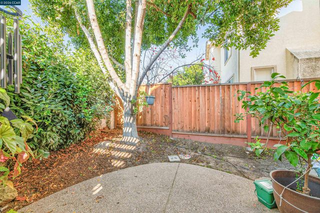 5764 Idlewood St, Dublin, CA 94568