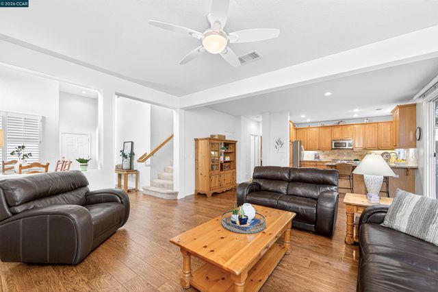 5764 Idlewood St, Dublin, CA 94568