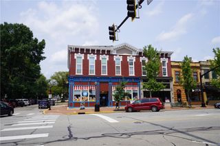 690 3rd St, Beaver, PA 15009