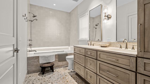 1500 William Street, River Forest, IL 60305