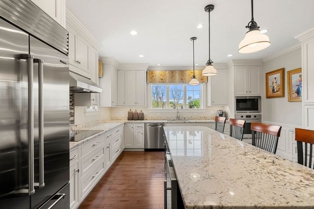 4 Point Shore Overlook, Amesbury, MA 01913