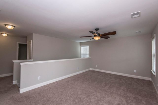 302 Pond Hill Court, Summerville, SC 29483
