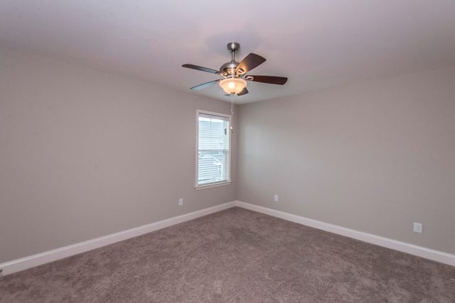 302 Pond Hill Court, Summerville, SC 29483