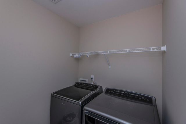 302 Pond Hill Court, Summerville, SC 29483