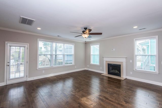 302 Pond Hill Court, Summerville, SC 29483