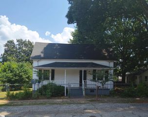 23 6th Avenue, Greenville, SC 29609