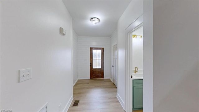 108 Sprucewood Court, Archdale, NC 27263