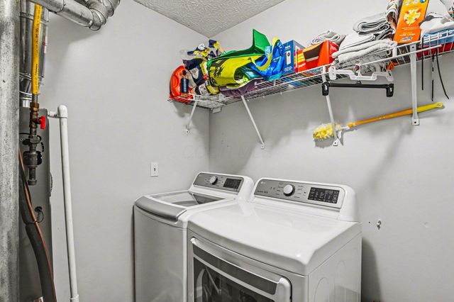 793 Crevis Lane, Columbus, OH 43228