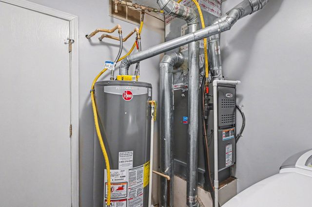 793 Crevis Lane, Columbus, OH 43228