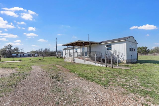 3209 Oak Hill Drive, Granbury, TX 76048