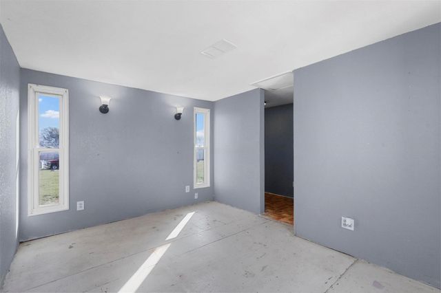 3209 Oak Hill Drive, Granbury, TX 76048