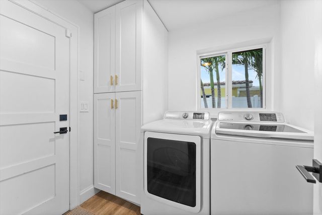 1114 SE 14th Avenue, Deerfield Beach, FL 33441