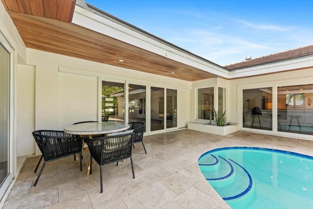 1114 SE 14th Avenue, Deerfield Beach, FL 33441