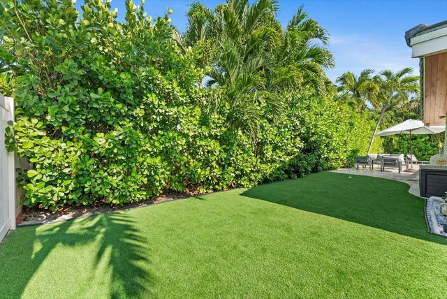 1114 SE 14th Avenue, Deerfield Beach, FL 33441