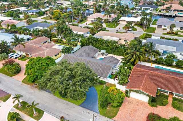 1114 SE 14th Avenue, Deerfield Beach, FL 33441