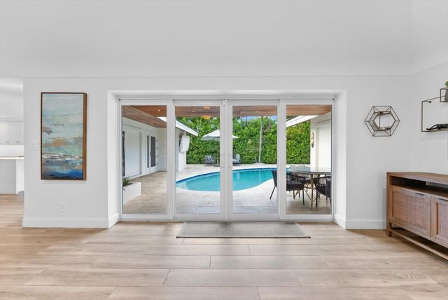 1114 SE 14th Avenue, Deerfield Beach, FL 33441
