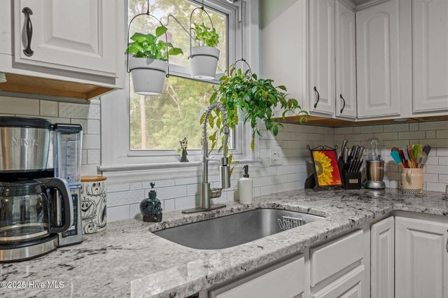 108 Poplar Road, Havelock, NC 28532