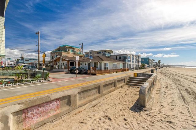 717 19 San Jose Pl, San Diego, CA 92109