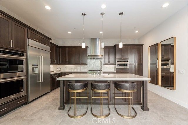 255 Sawbuck, Irvine, CA 92618