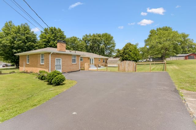 502 Hillview Dr, Mount Juliet, TN 37122