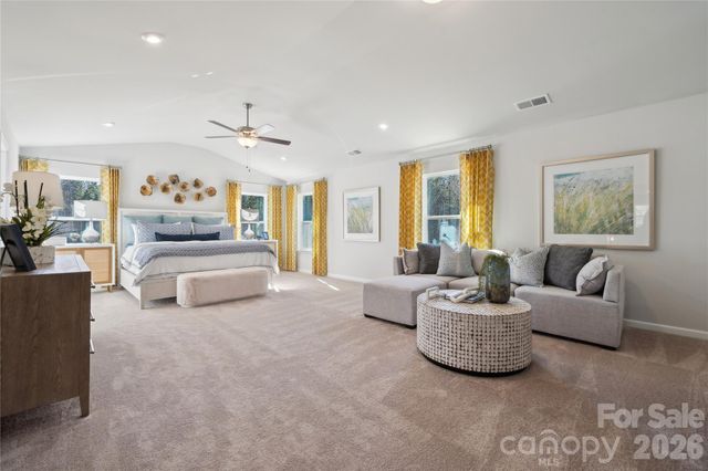 6521 Alanbrook Road, Charlotte, NC 28215