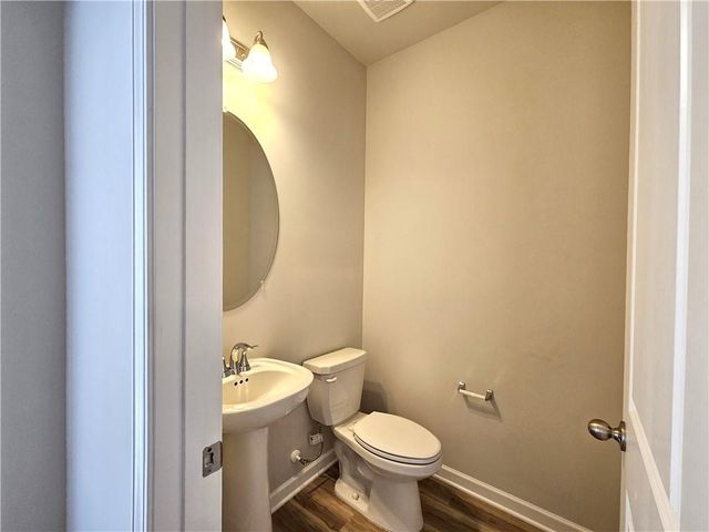 334 Lanier Circle, Woodstock, GA 30189