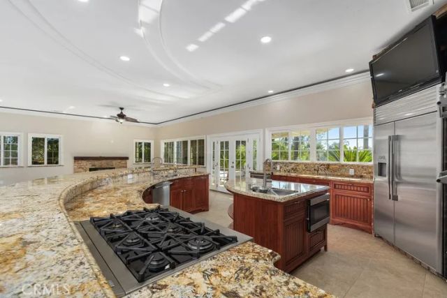 40271 Berlie, Murrieta, CA 92562