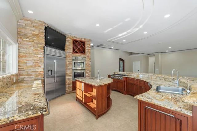 40271 Berlie, Murrieta, CA 92562