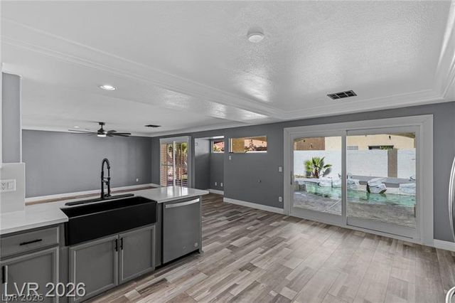 928 Aspen Valley Avenue, Las Vegas, NV 89123