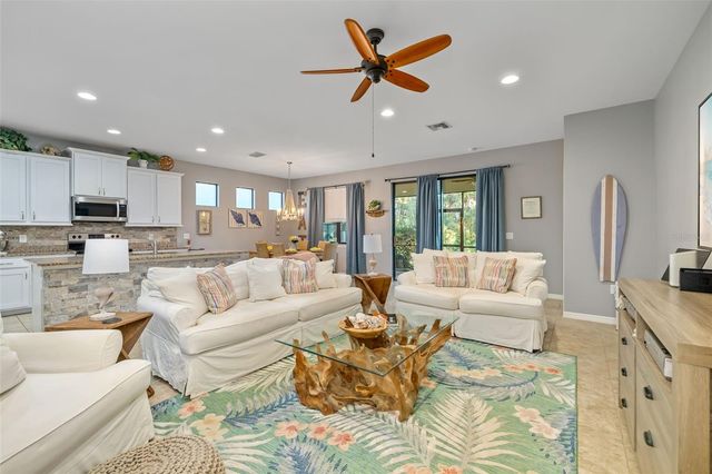 11937 BLAZING STAR DR, Venice, FL 34293