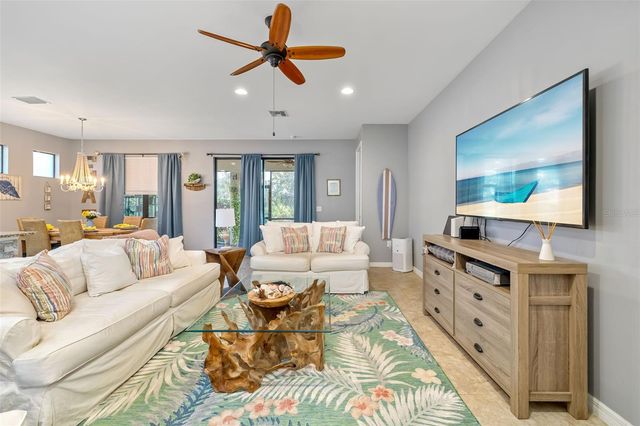 11937 BLAZING STAR DR, Venice, FL 34293