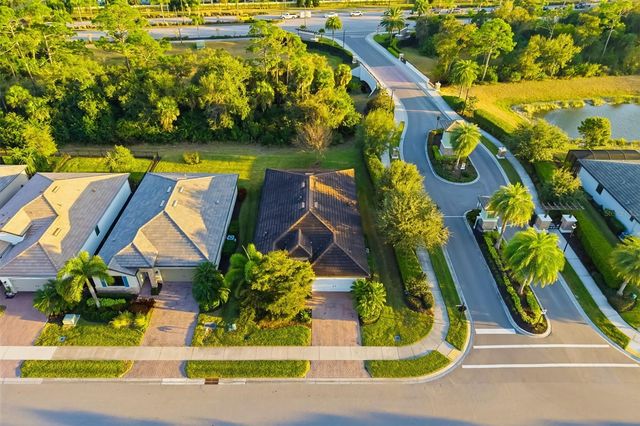 11937 BLAZING STAR DR, Venice, FL 34293