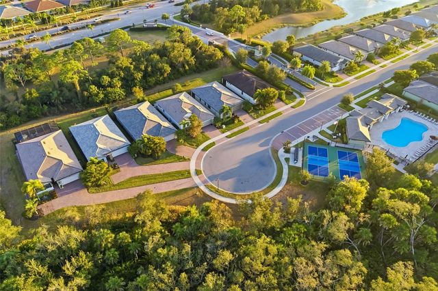 11937 BLAZING STAR DR, Venice, FL 34293