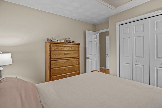 2 Mulberry Drive, Cranston, RI 02921