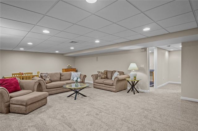 2 Mulberry Drive, Cranston, RI 02921