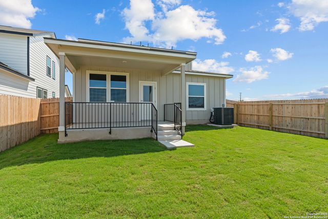 2919 Angelou Street, New Braunfels, TX 78130