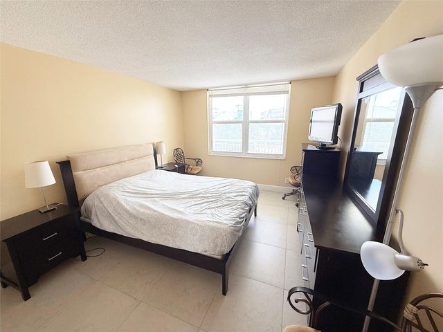 201 N Ocean Blvd 506, Pompano Beach, FL 33062