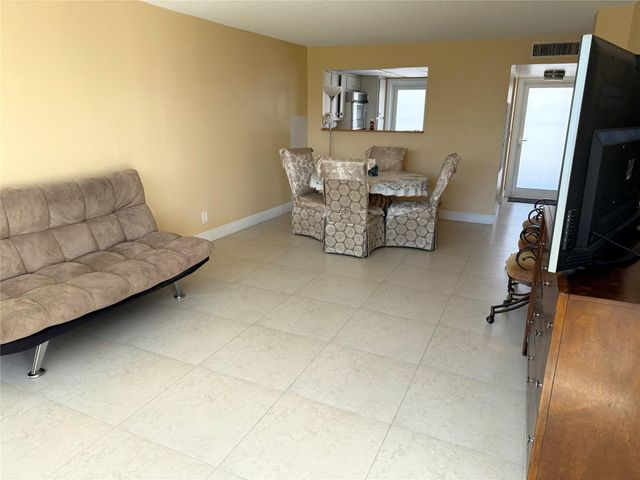 201 N Ocean Blvd 506, Pompano Beach, FL 33062