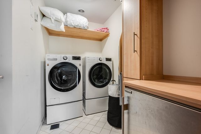 2 Blanchard Road, Cambridge, MA 02138