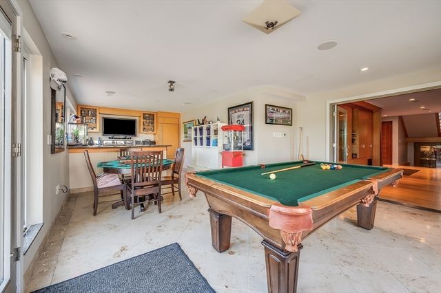 2 Blanchard Road, Cambridge, MA 02138