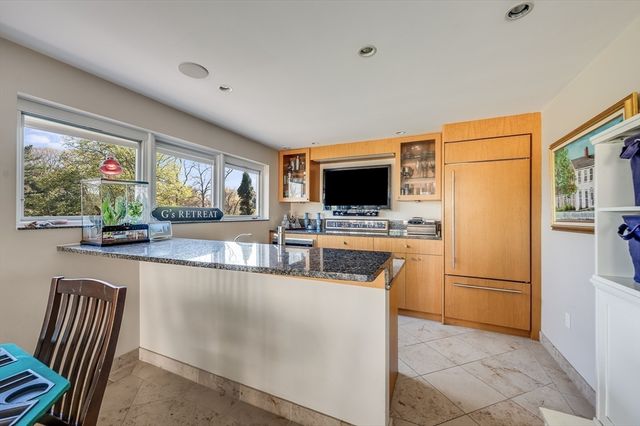 2 Blanchard Road, Cambridge, MA 02138